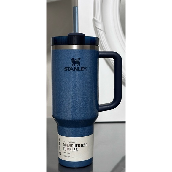 Stanley Quencher H2.0 FlowState Tumbler 40oz, HAMMERTONE LAKE BLUE - Picture 1 of 4